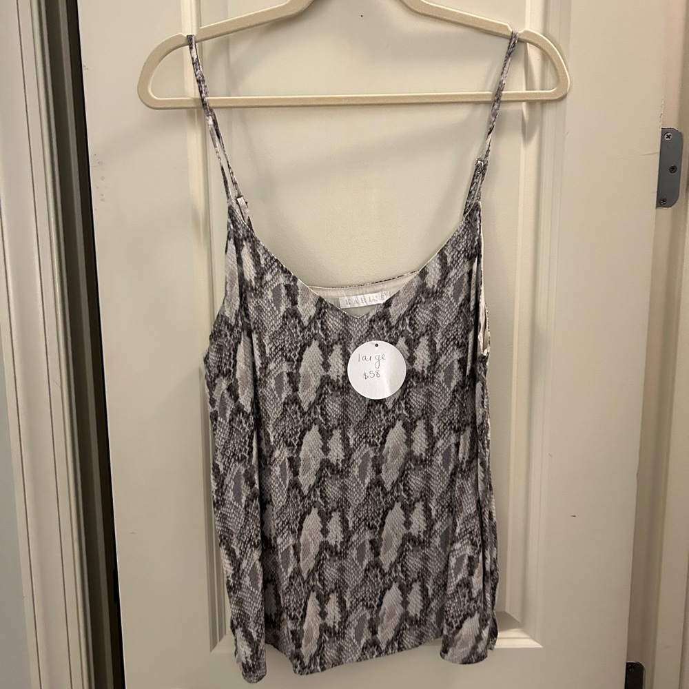 Karlie Snakeskin Top!!!
